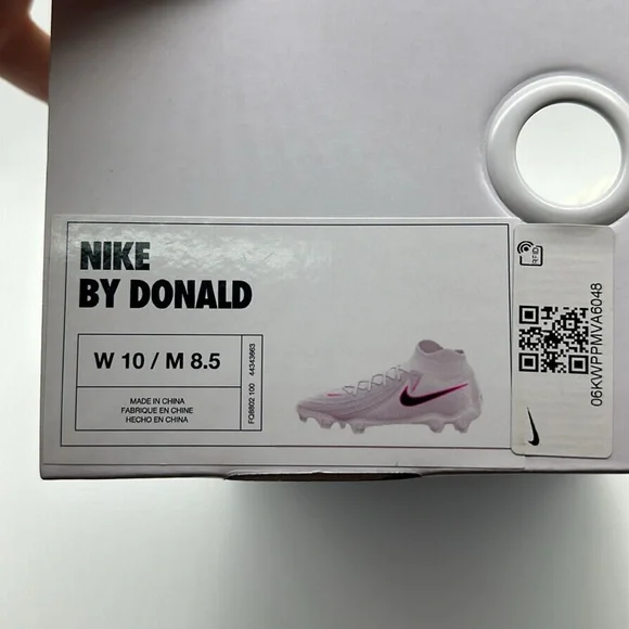 New Women’s Nike Phantom Luna 2 Elite Nike By You FQ8802-100 NIB no LID size 10 - Picture 8 of 13